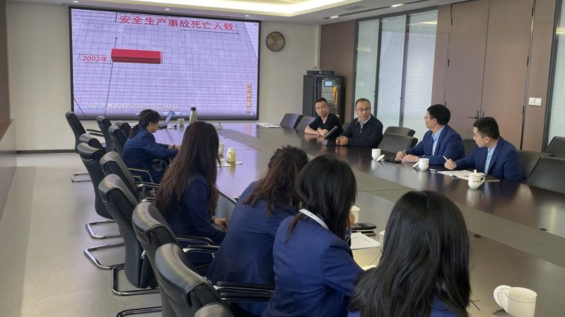 成人教育报名流程通常包括以下几个步骤：