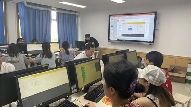 成都电工培训，掌握电力技能的必经之路